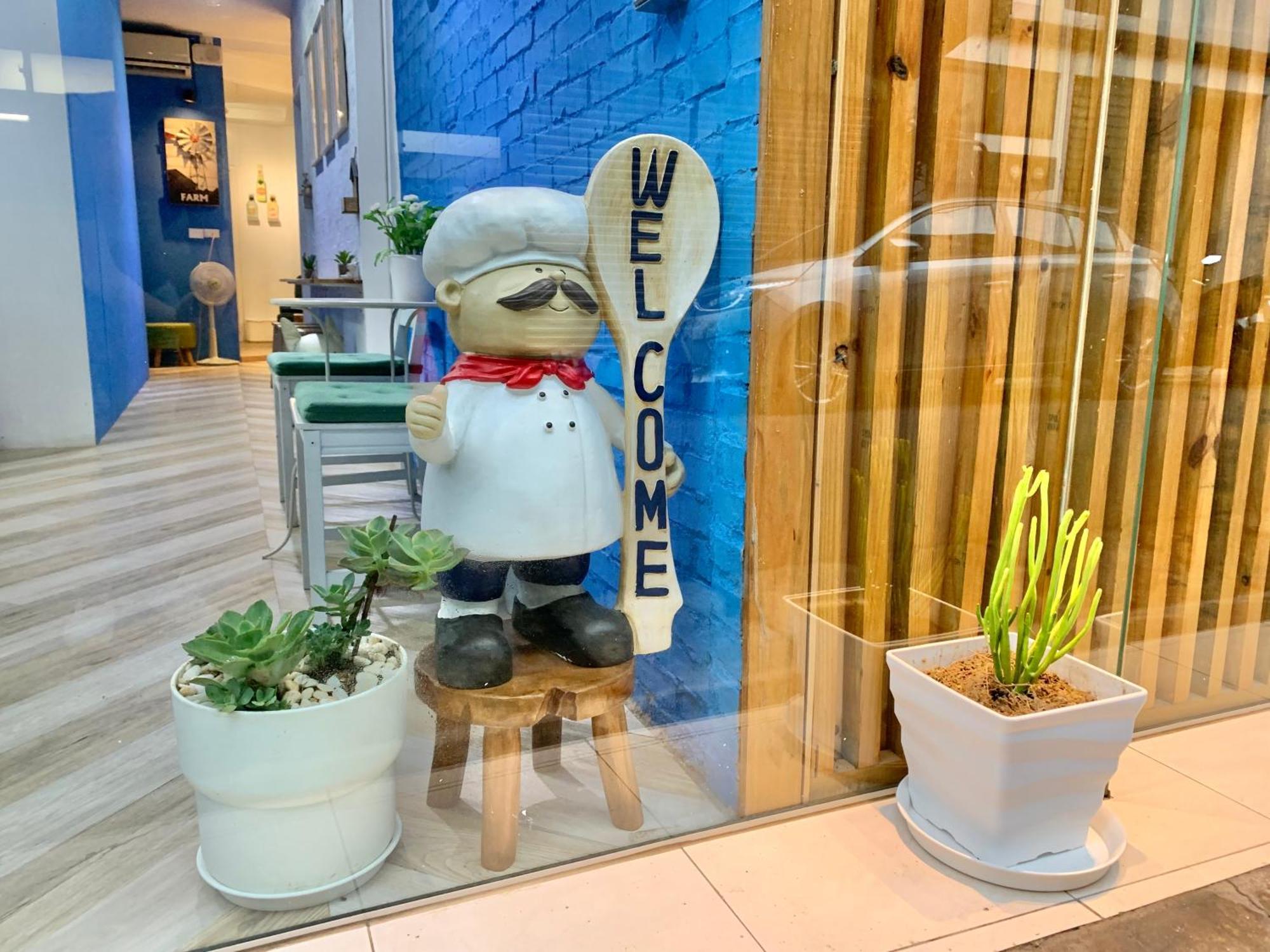 Backpackers' Hostel Taoyuan Airport Bagian luar foto
