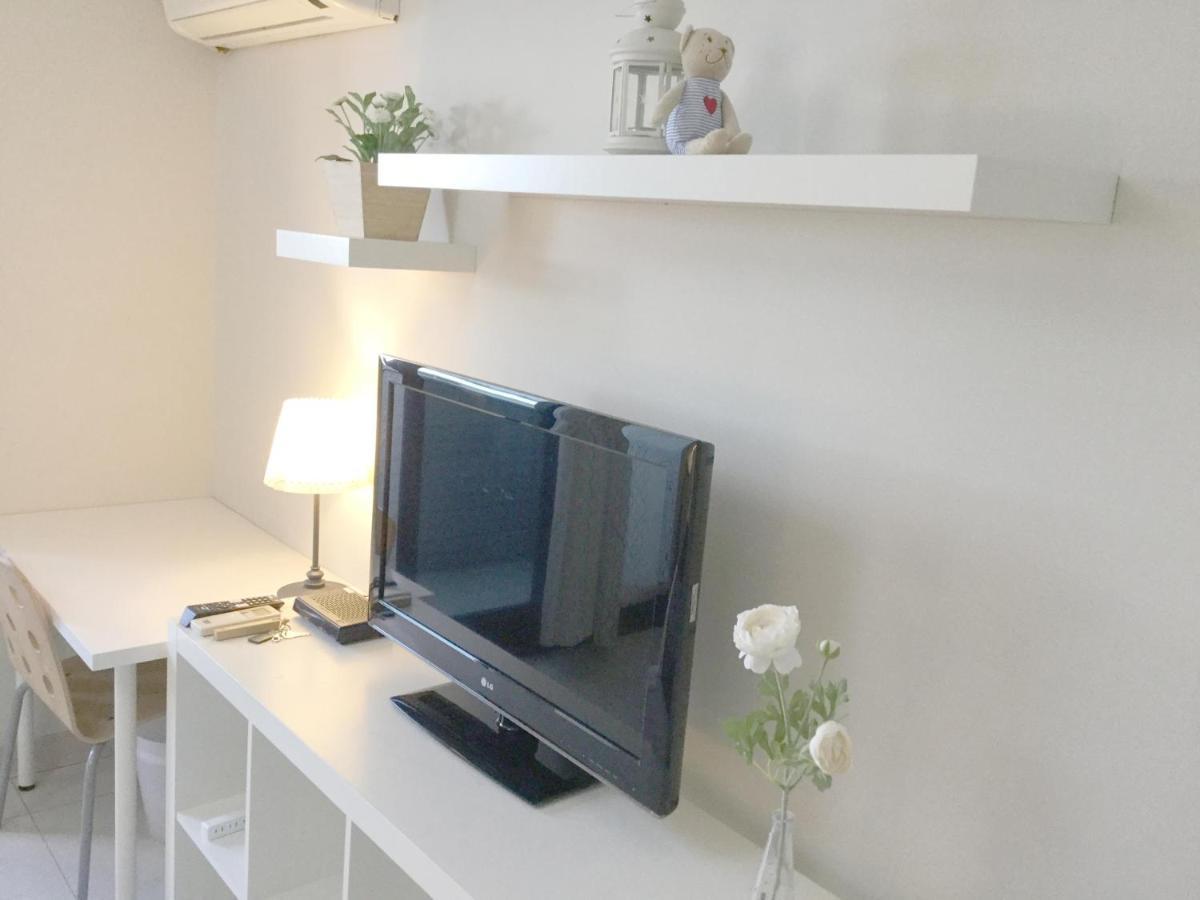 Backpackers' Hostel Taoyuan Airport Bagian luar foto